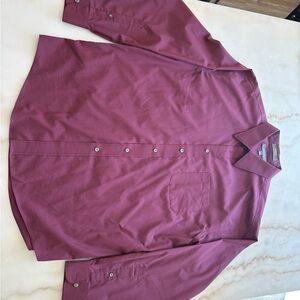 Men’s shirt button down bundle! All are in good condition.